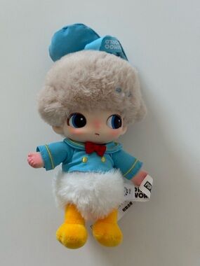 Pop MART DIMOO World Disney Vinyl Plush Keychain -Donald Duck